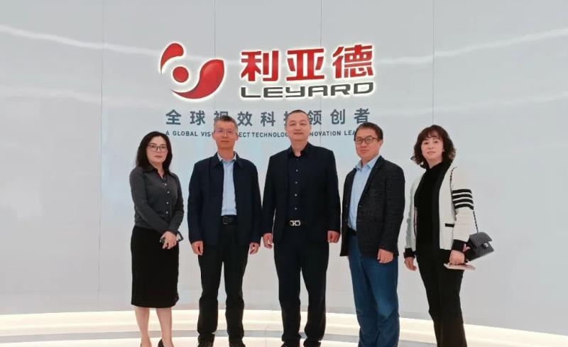 一博科技董事长汤昌茂一行赴开元游戏南方总部参观调查